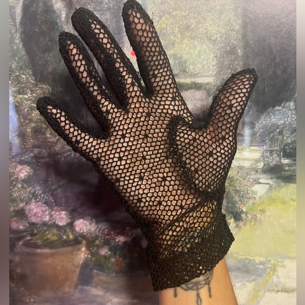 Miu Miu Lace Gloves with Ribbon